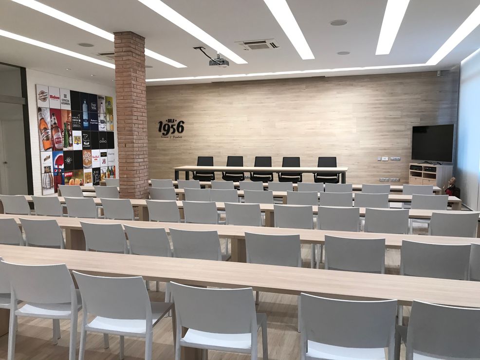 Sala de conferencias y cocina-formación en Sant Joan Despí - Barcelona